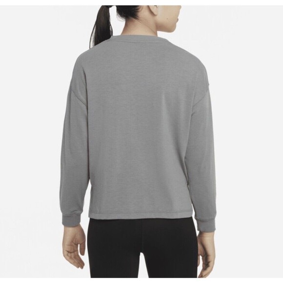 NEW Nike Yoga Dri-FIT Big Kids (Girls) Grey Training Top Size XL DR5439-084 - Picture 2 of 3